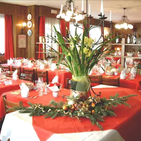 Sassella Hotell Grosio