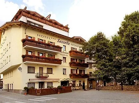 Sassella Hotel