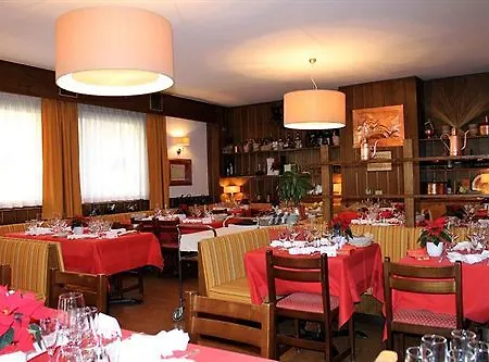 Hotel Sassella 3*